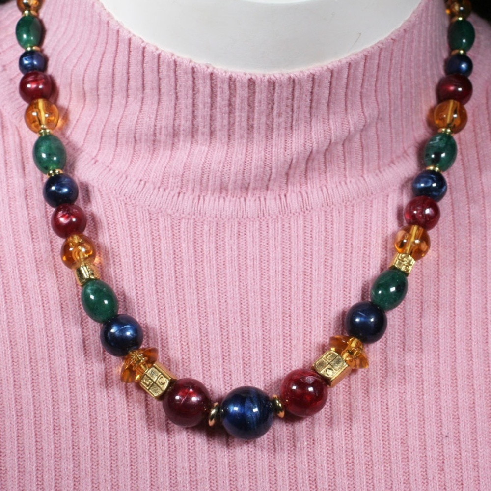 Liz Claiborne Statement Necklace